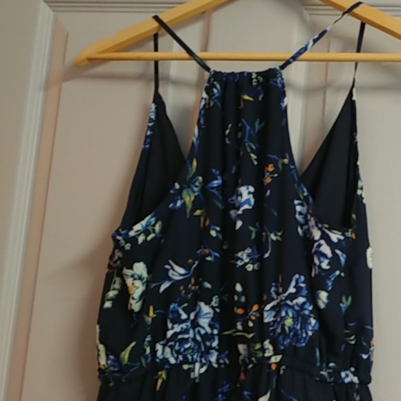 Spaghetti strap Navy floural dress - Picture 3 of 3